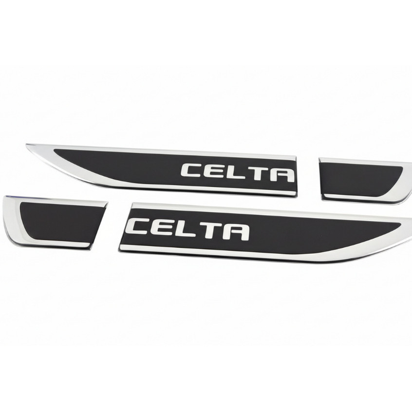 Par Aplique Adesivo Lateral Resinado Celta Cromado em Oferta na Shopee