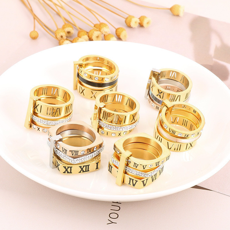 Anel de aço de titânio quadrado/redondo moda feminina anel masculino diamante banhado a ouro anel de diamante oco romano