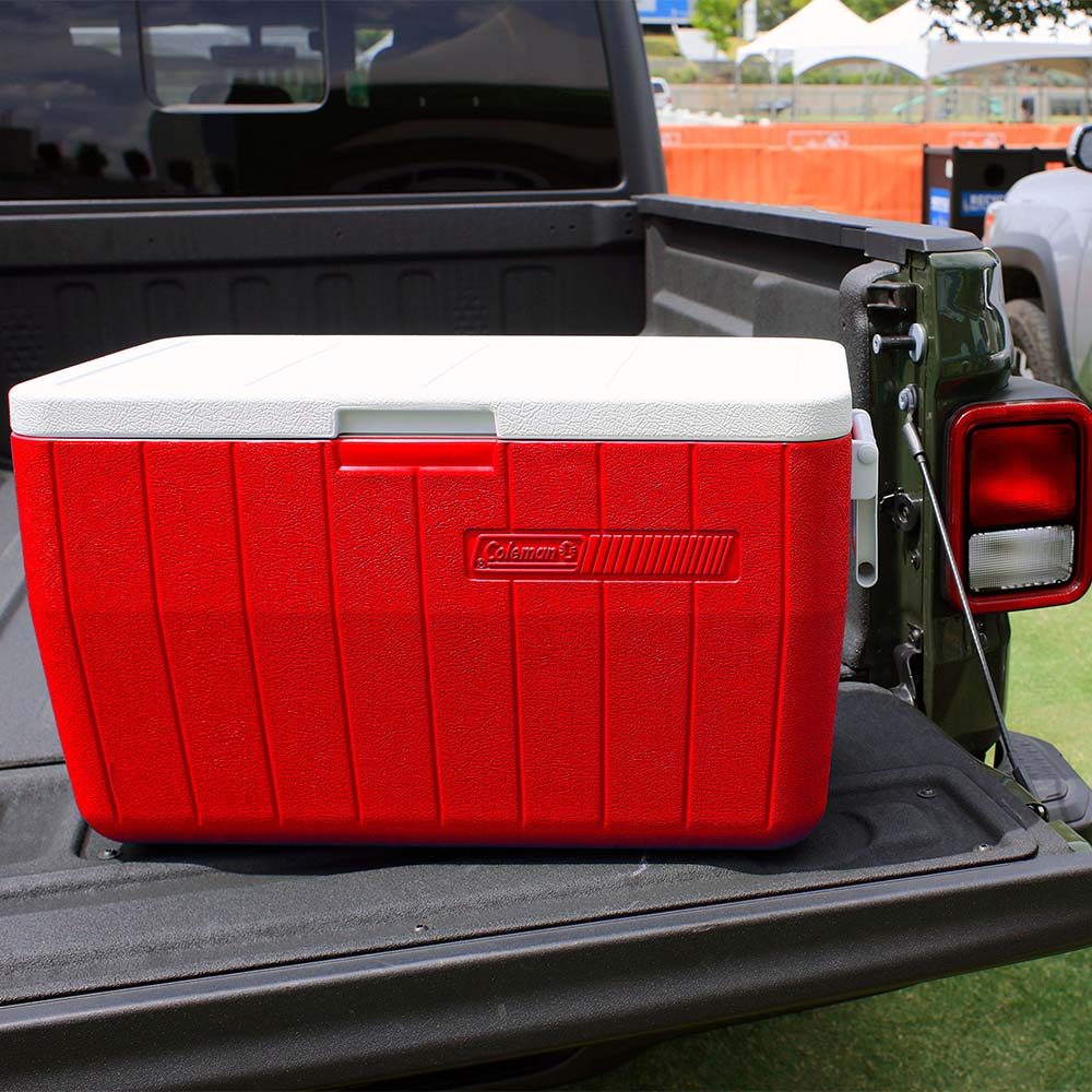 Caixa Térmica 45,4L Adventure Vermelha Coleman em Oferta na Shopee