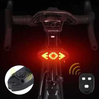 Lanterna Traseira LED para Bike com Setas e Controle Remoto Recarregável USB Piscar Vários Modos