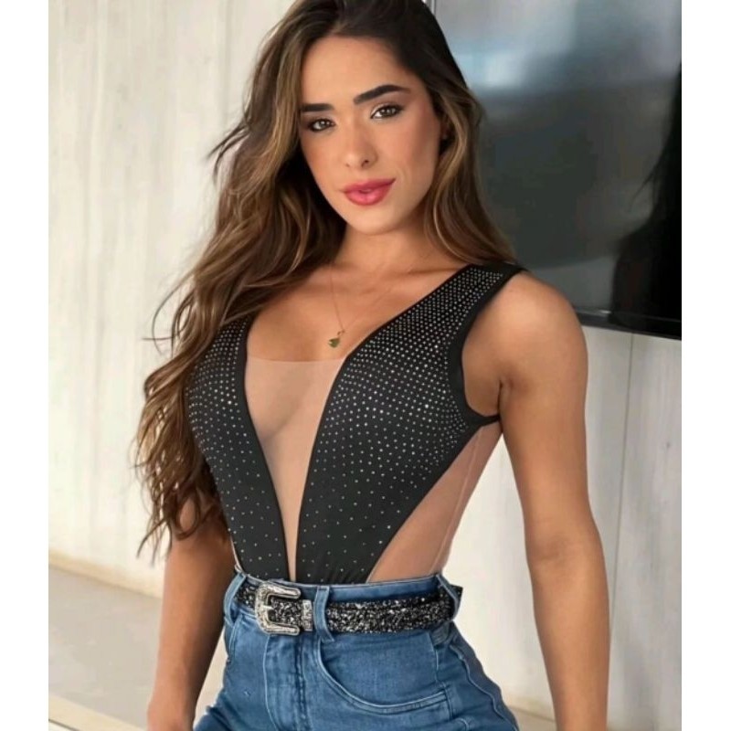 Body Feminino Preto com  Cavado Pedraria Ref:059