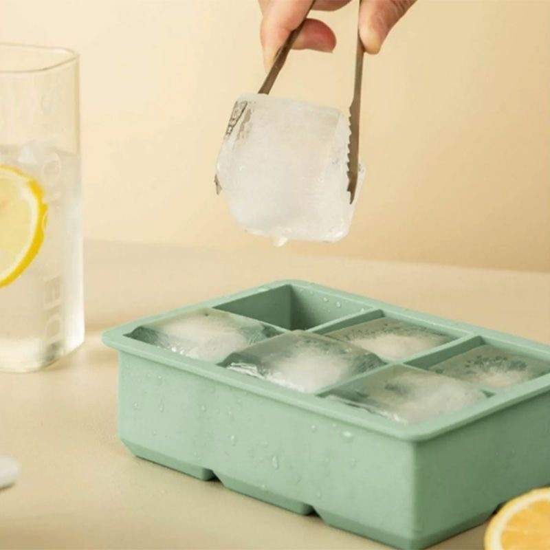 Forma Gelo Silicone Grande C/ Tampa: Desmoldagem Fácil e Sem Cheiro Drinks e Armazenar no Freezer em Oferta na Shopee