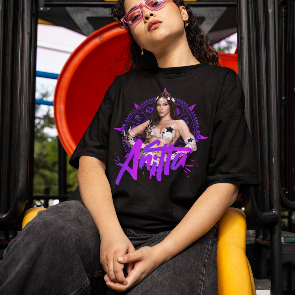 [Camiseta Premium em Algodão Puro]TT Camiseta Unissex Ensaios da Anitta 2026 Tema Cosmos Horóscopo e Signos Cantora Funk