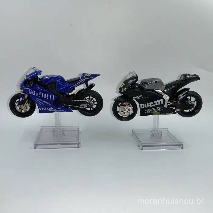 Modelo de Motocicleta em Lata de Simulação Ducati em Plástico e Liga 1:24 em Estoque EZXP
