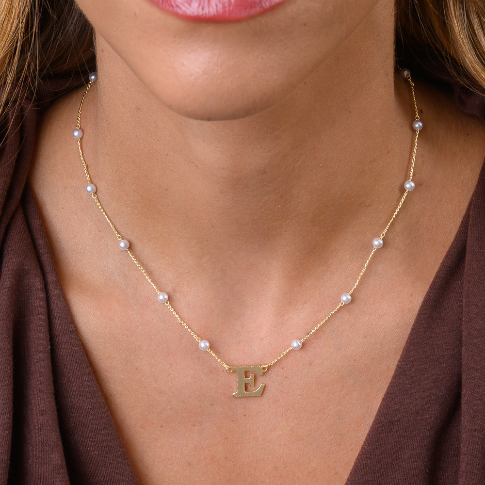 Colar Letra de Pérola com Banho em Ouro 18k em Oferta na Shopee