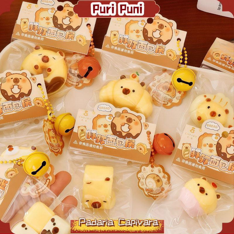 Kit 8 Peças Mini Squishy Coleção Capivara Padaria - Mini Chaveiro Fofo Com Sino! em Oferta na Shopee