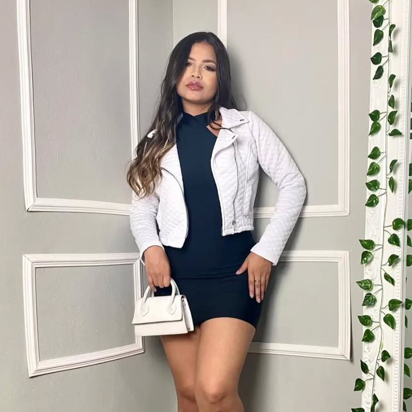 Jaqueta Casaco Feminino Inverno Elegante Matelassê Com Zíper e Botões Decorativos