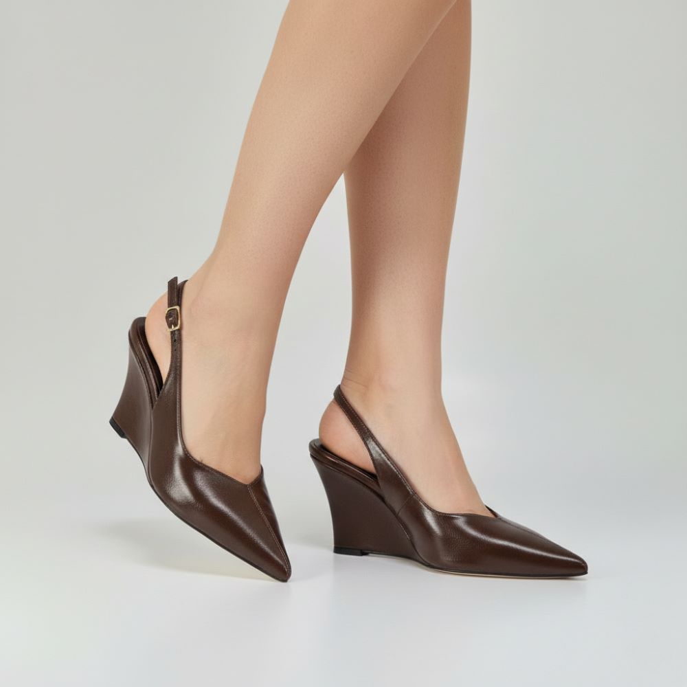 Scarpin Slingback Anabela Carolina Marrom ou Preto Dom&Amazona