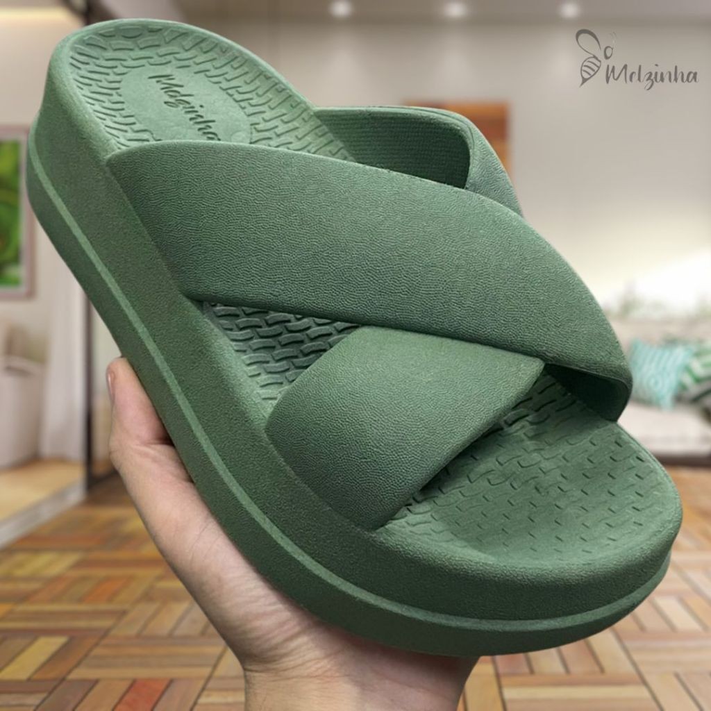 Chinelo Flat Puff Plataforma Nuvem Confortável Macio Lançamento Blogueiras