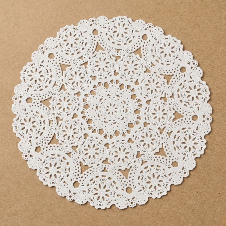 Fundo Rendado de Papel - Branco - 30cm  - 24 unidades - Rizzo em Oferta na Shopee