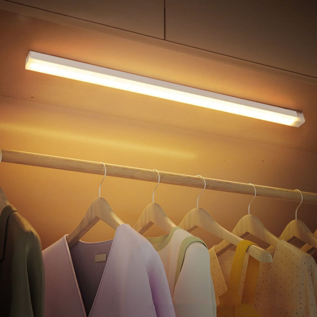 Lâmpada noturna LED com sensor de movimento sem fio USB recarregável para lâmpada de armário de cozinha guarda-roupa