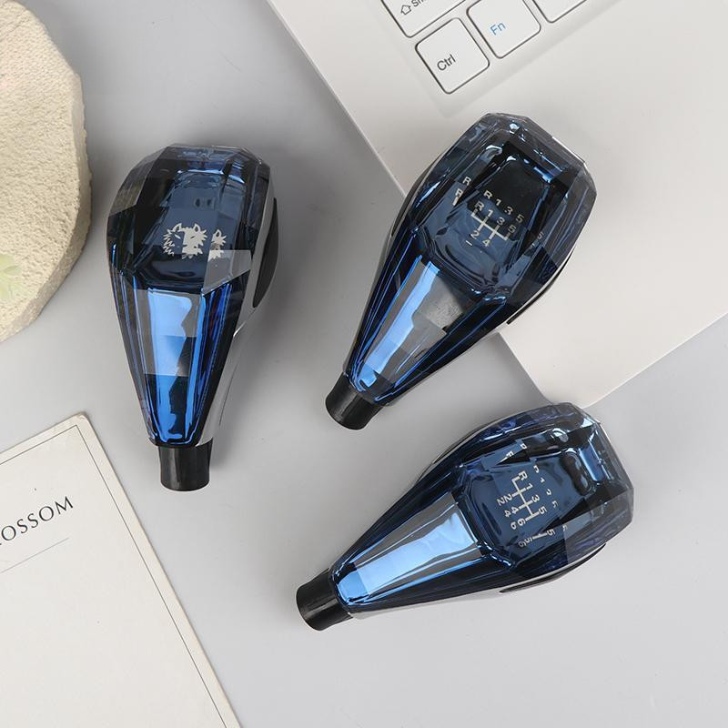 Manopla de câmbio em cristal com luz LED, azul, adequada para transmissões manuais e automáticas em carros.