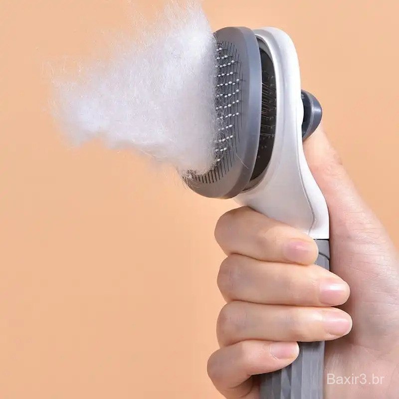 Cat brush, cat comb，cat stuff，dog brush, comb for dogs，pet cleaning accessory pet comb for furry pets. Suitable for long