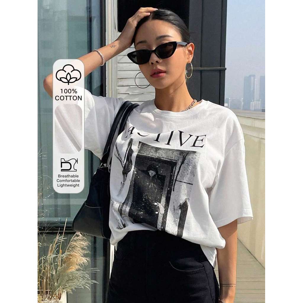 Camiseta Feminina  Oversized com Estampa de Letra e Ombros Caídos T-Shirt Tendência Aesthetic