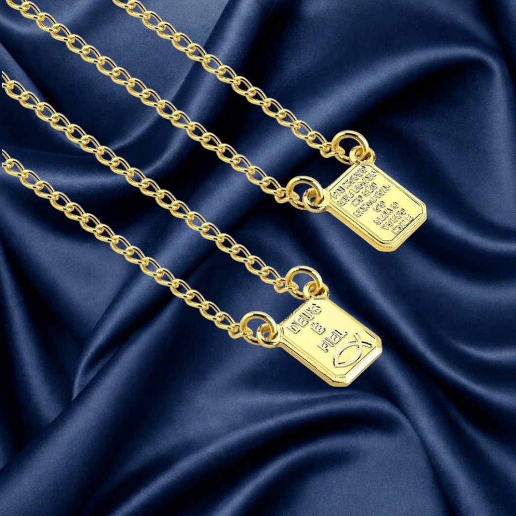 Escapulário Dourado Plaquinha Deus é Fiel e Pai Nosso Unissex Religioso Bannhado a Ouro