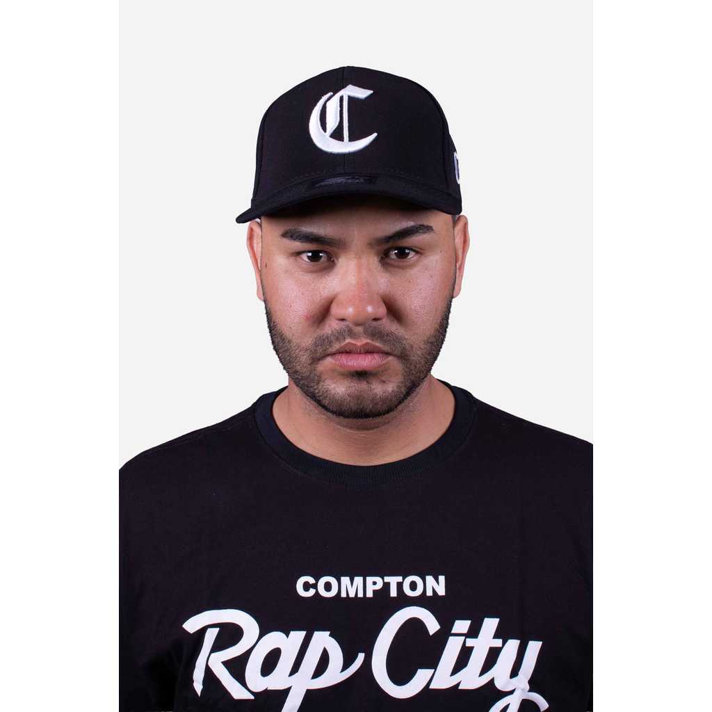 Boné Aba Curva Collab Starter X Compton Logo Fechado FlexFit Preto