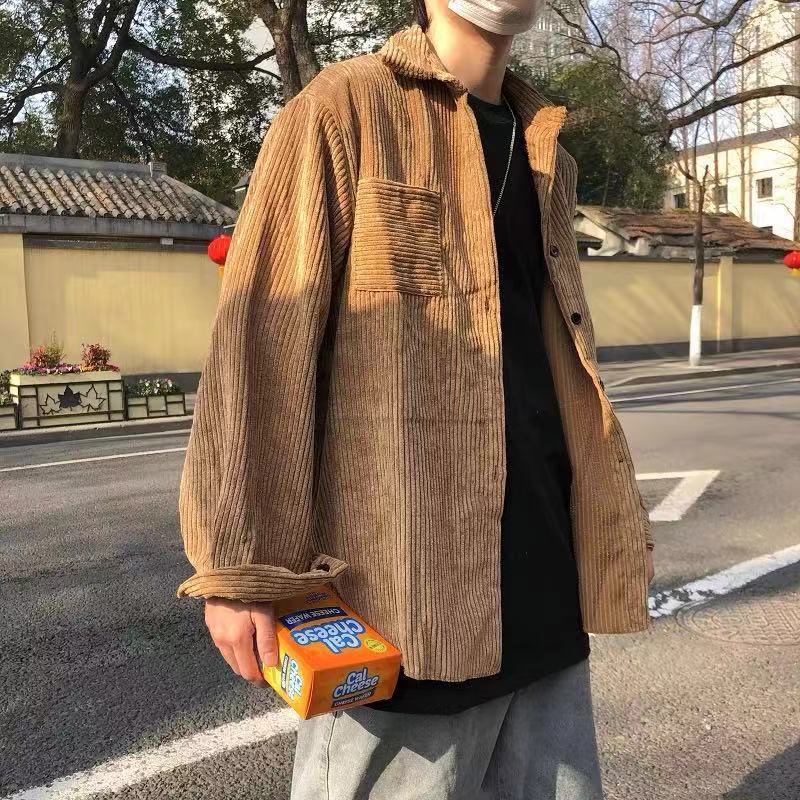 Camisa bonita masculina versão coreana na moda de manga comprida Retro veludo camisa masculina jaqueta estilo Hong Kong 
