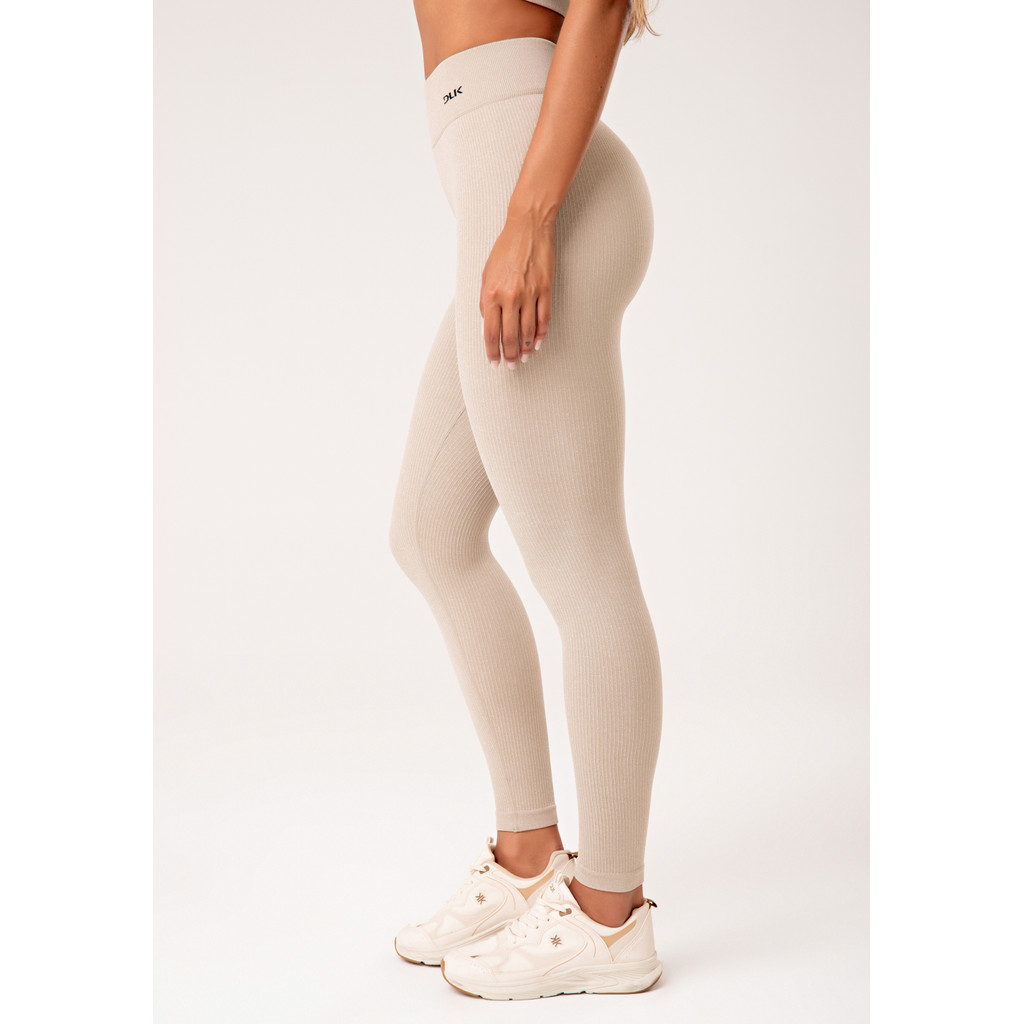 LEGGING FITNESS FEMININA CANELADA COM CÓS ALTO SEAMLESS+ DLK em Oferta na Shopee