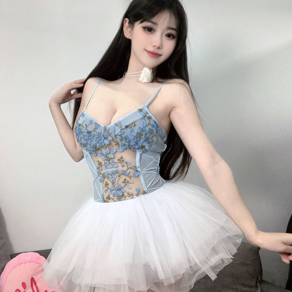 Body erótico de lingerie para o final da estação com bordado de rosas em renda, camisola sensual transparente com alças