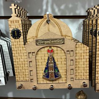 Porta Chaves Chaveiro Terço Em MDF Basílica De Nossa Senhora Aparecida em Oferta na Shopee