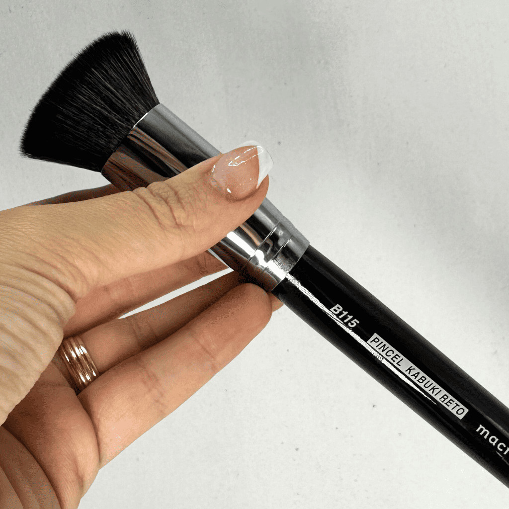Pincel B115 Profissional Kabuki Reto - Linha B - Macrilan