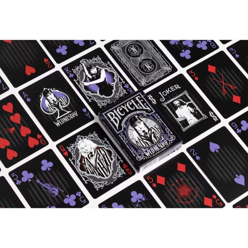 Baralho Bicycle Wandinha - Wednesday Addams c/ 54 cartas Copag - 83573