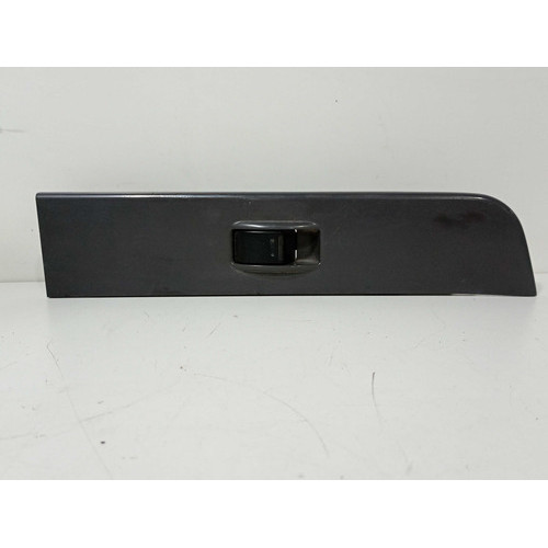 Moldura Botão Vidro Porta Diant Direita Hilux 1999 2.8 Cd