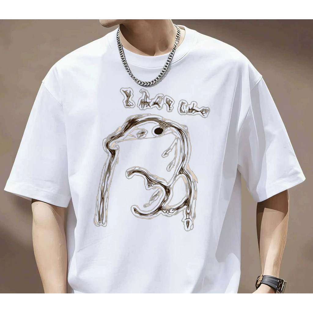 camiseta estilosa com estampa retrô de personagem divertido e texto acima, casual