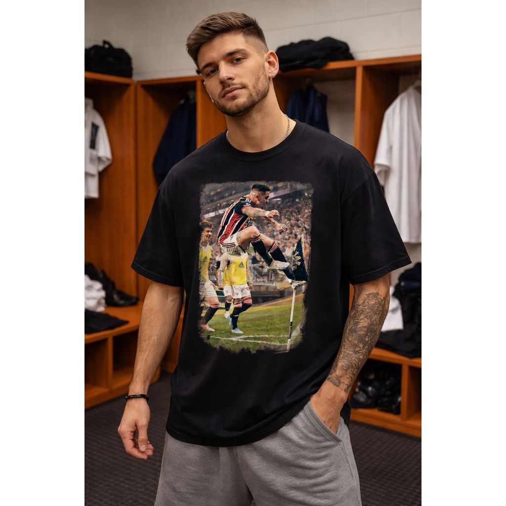 Camiseta Oversized Futebol Estampa Jogador Streetwear Masculino Trend | T-Shirt  Esporte
