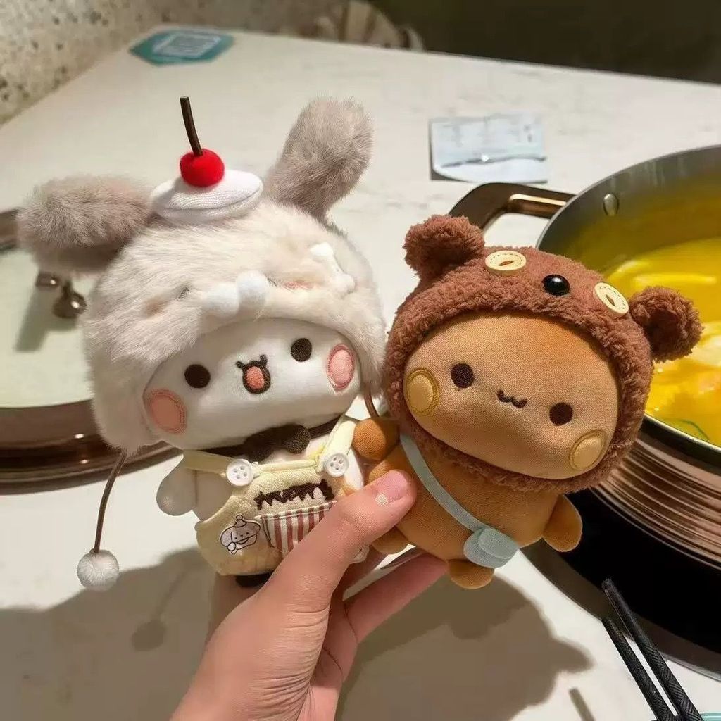 12cm Panda Yier Bonecas Bonito BUBU Dudu Cosplay Olá Kitty Brinquedo De Pelúcia 14 Estilos Usar Chapéu Chaveiro Para Cas