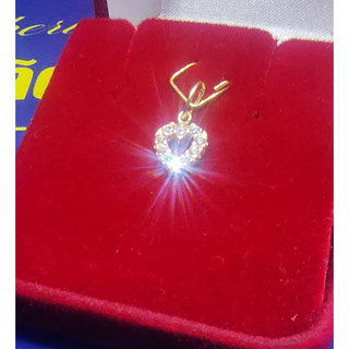 Pingente Coração 18 mm Diamantes Peso 1.02 Gramas 1 mm Ouro 18 Kilates