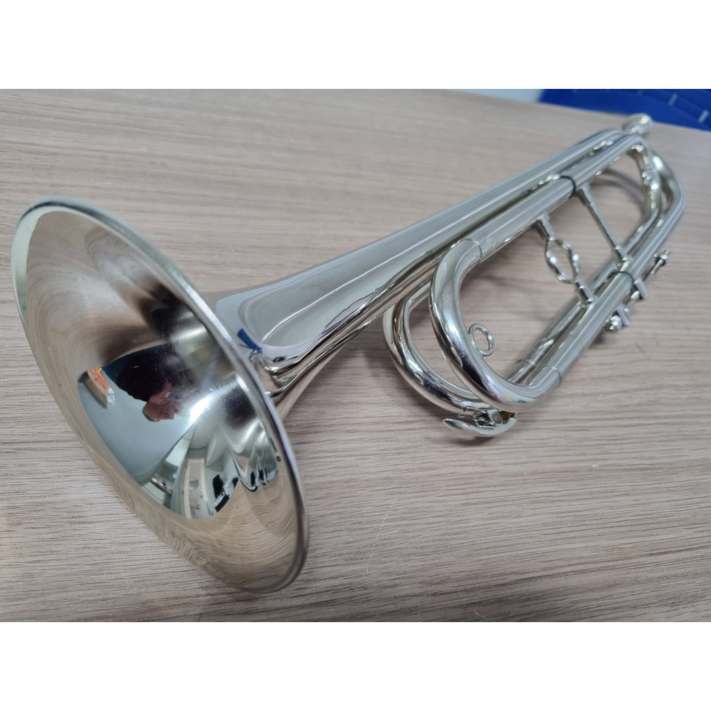 Corneta Em Mib Fanfarra Brasil Musical Nova C/ Gatilho E Bag (NOVA)