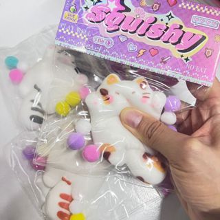 Gatinho de Apertar com Bolinhas – Brinquedo Anti Estresse Relaxante em Oferta na Shopee