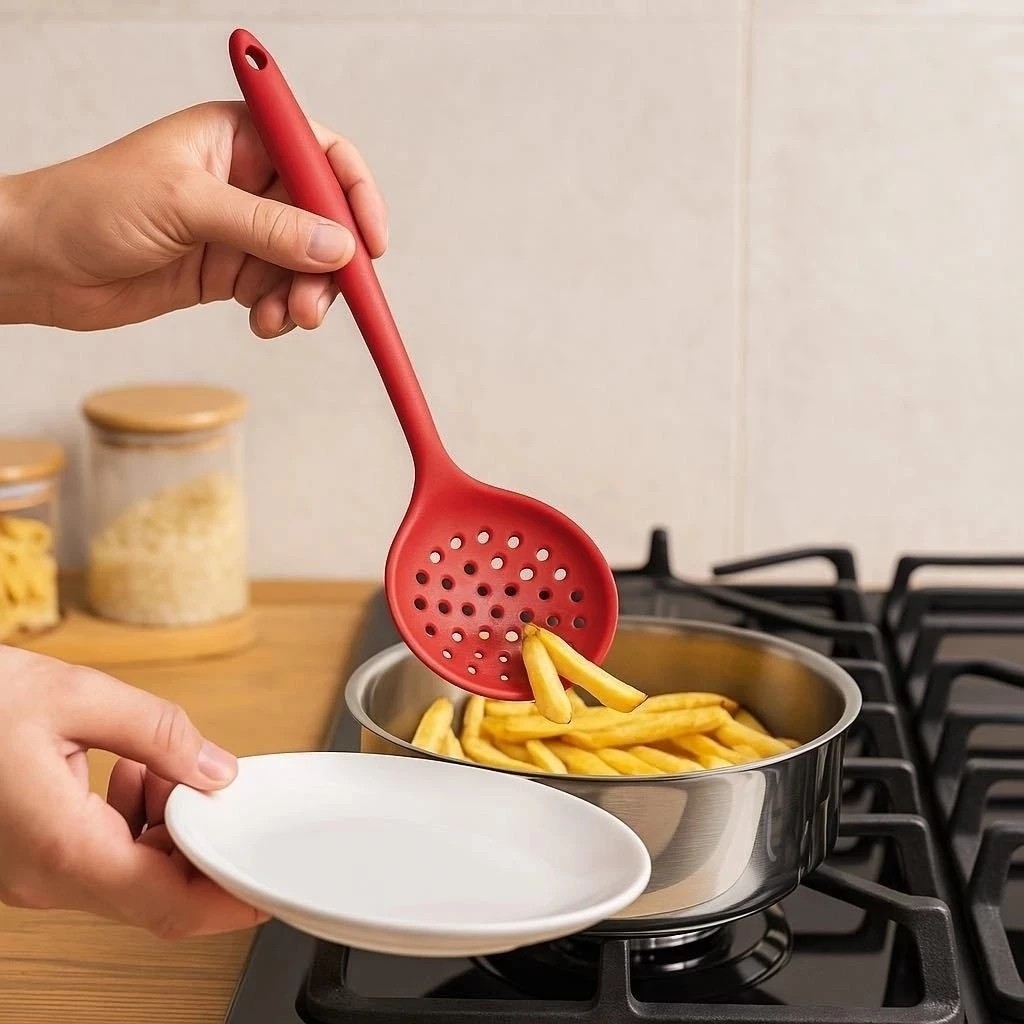 Escumadeira Silicone Vermelha Escorrer Óleo Fritura Concha Pegador Cozinha Peneira