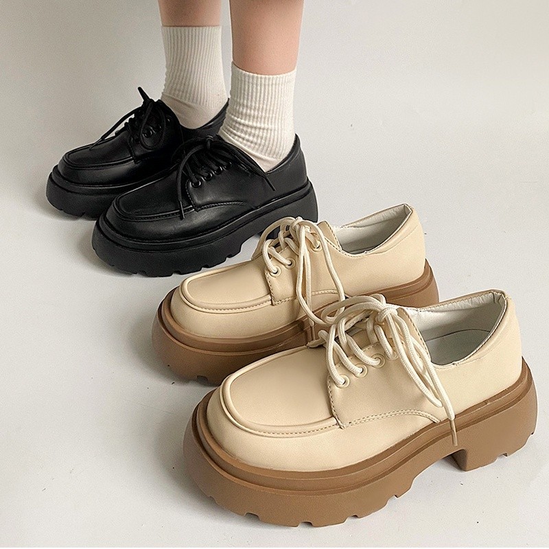 PD5 Estilo Pequenos Sapatos De Couro 2022 Nova Moda Retro Temperamento Únicos Femininos