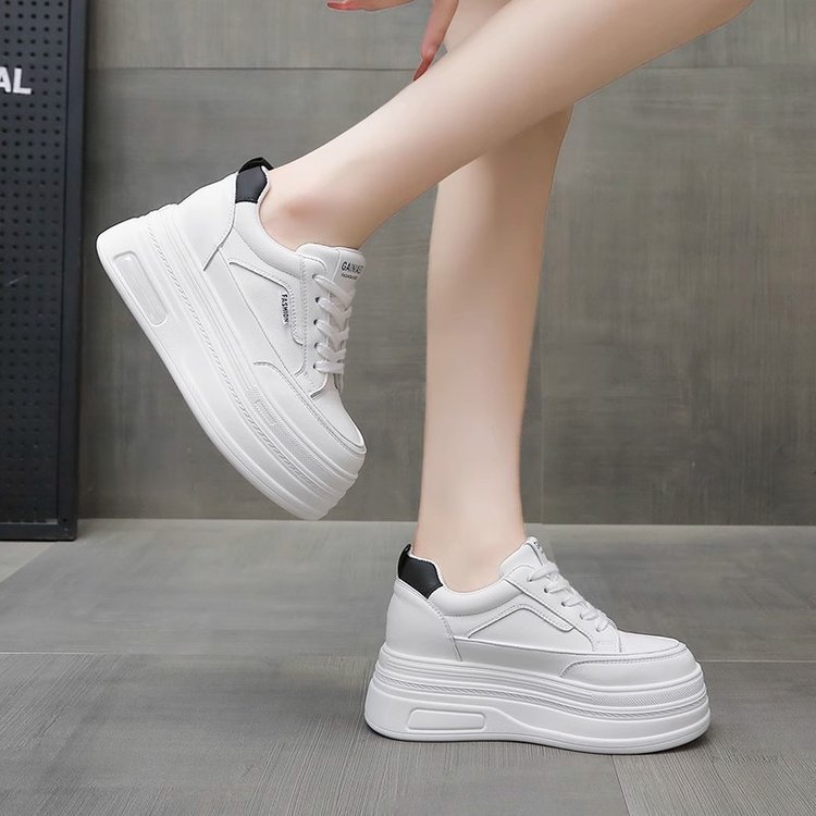 IELGY 2026 Sapatos Brancos De Couro Com Aumento De Altura, Tênis Casuais Versáteis Plataforma De Sola Grossa · foto 2