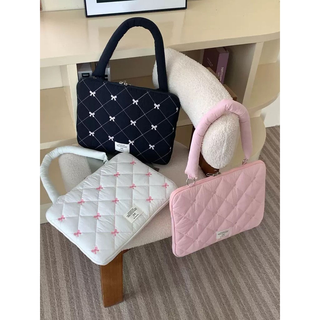 Capa para Laptop Acolchoada e Bordada com Laço, Estilo Coreano Fofo, para Tablets de 11/13/15 Polegadas, Adorável para M