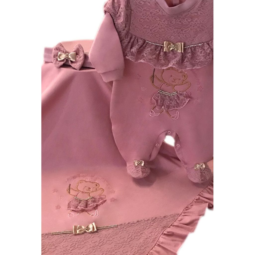 Saída Maternidade Luxuosa Rosê com Detalhes em Renda e Strass/ Saída Maternidade Bordado Ursinho
