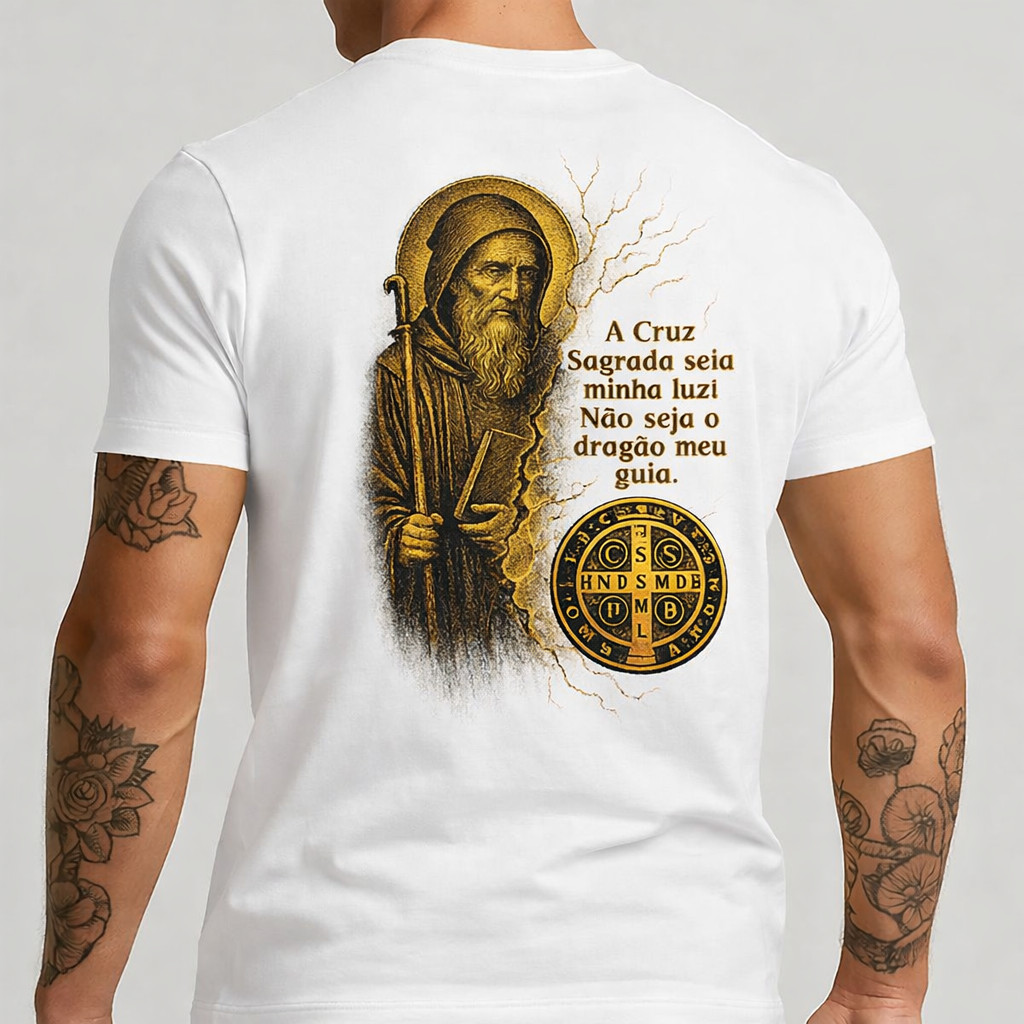 Camiseta Masculina São Bento Oração A Cruz Sagrada Seja Minha Luz em Oferta na Shopee