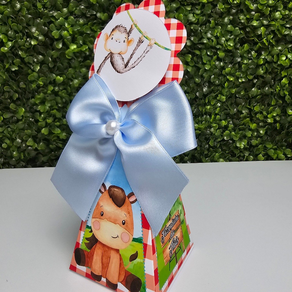 Caixa Cone Pirâmide FAZENDINHA VERMELHA - Personalizados - Festa infantil - Aniversário - Lembrancinha