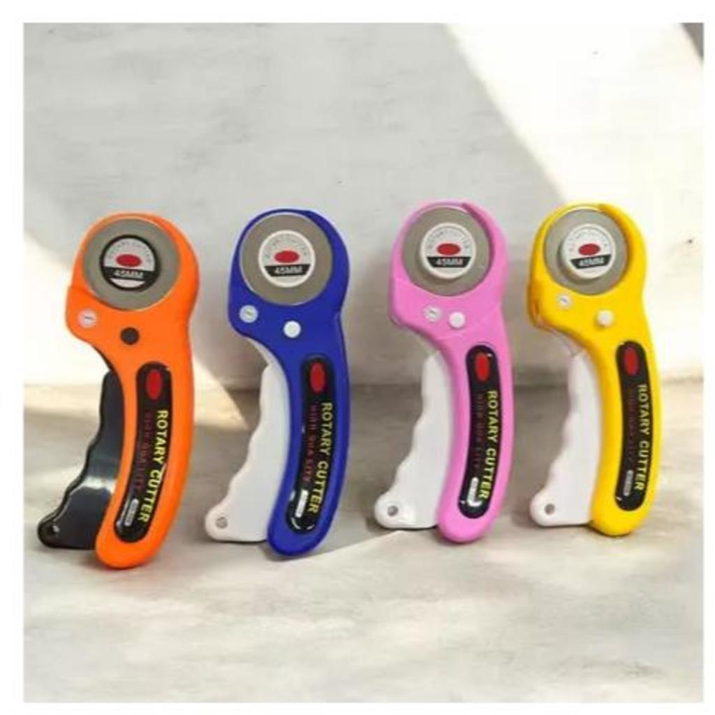 Cortador Circular 45mm Cortar Tecido Costura Profissional Patchwork em Oferta na Shopee