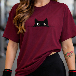 Camiseta Feminina Estampada Gatinho Curioso Confortável 100% Algodão Blusa Feminina  Tshirt Básica