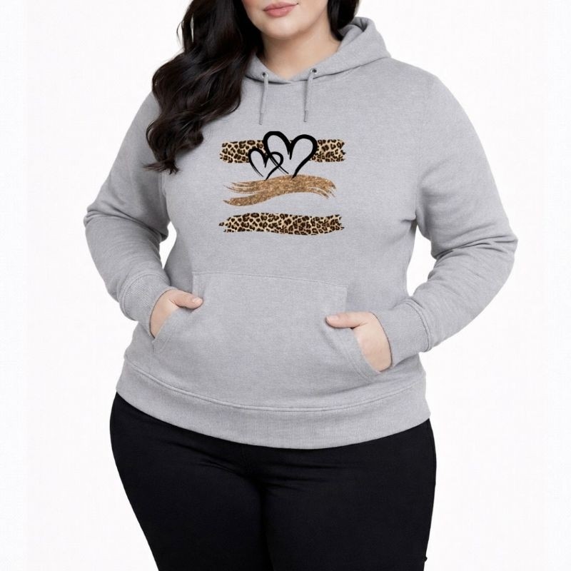 Moletom Feminino Plus Size G1 ao G5 Blusa de Frio Flanelada com Capuz e Bolso Coração Animal Print