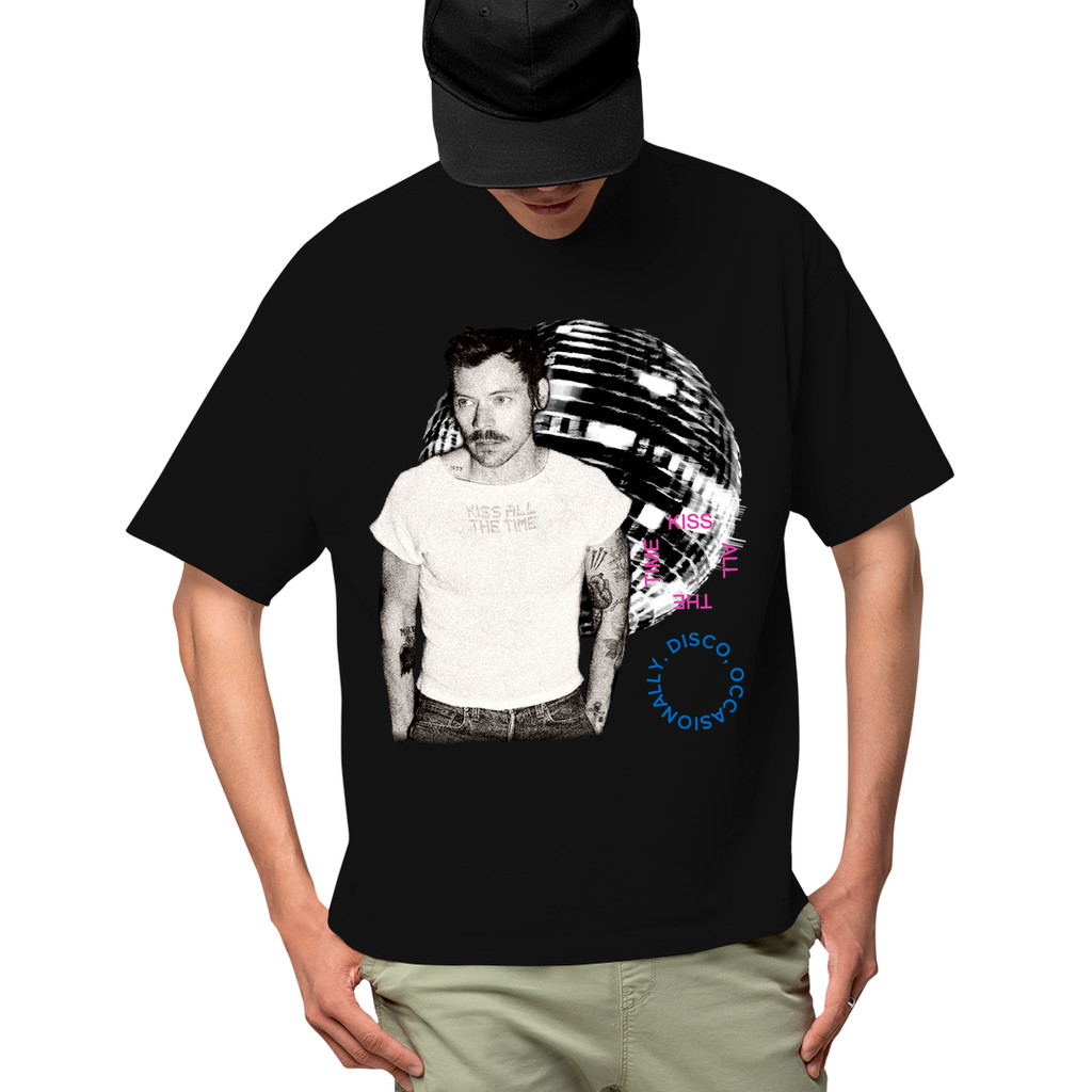 Camiseta Algodão Unissex Harry Kiss All The Time Disco Occasionally Espelhado