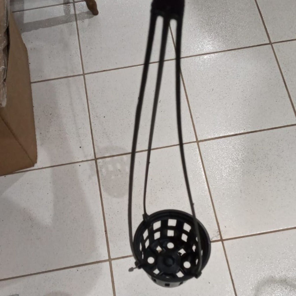 KIT PARA PLANTAR ORQUÍDEA VANDA: 2 VASOS CESTA VAZADO + 2 SUPORTES