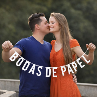 Bandeirola Varal de Letras 1 ano de Casamento Bodas de Papel, de Marfim, escolha a sua em Oferta na Shopee