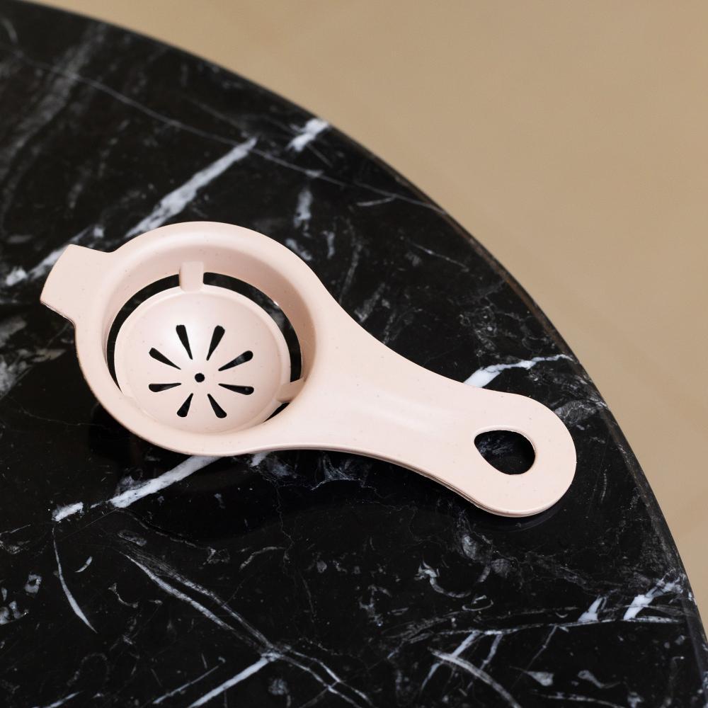 Separador de Clara e Gema de Ovos Lyor de Bambu e PP Bege em Oferta na Shopee