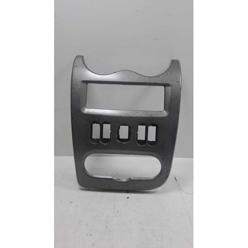 Moldura Painel Central Renault Sandero 2007/2013 8200532242