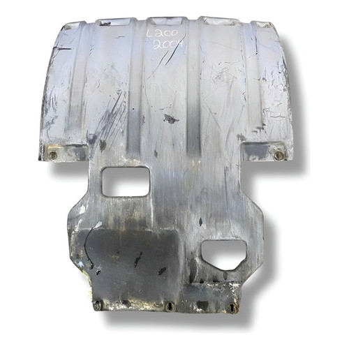 Protetor Cárter Mitsubishi L200 2004 2005 2006 Detalhe