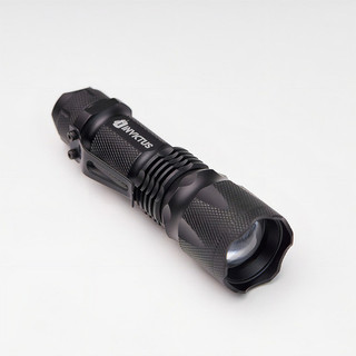Lanterna Tática Bolt 100 Lúmens Invictus